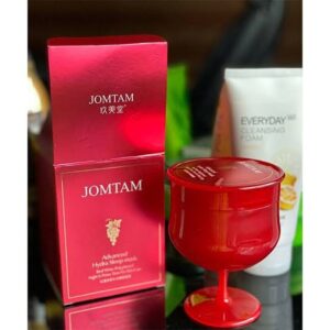 Cc Jomtam Advanced Hydra sleep Mask Red wine.