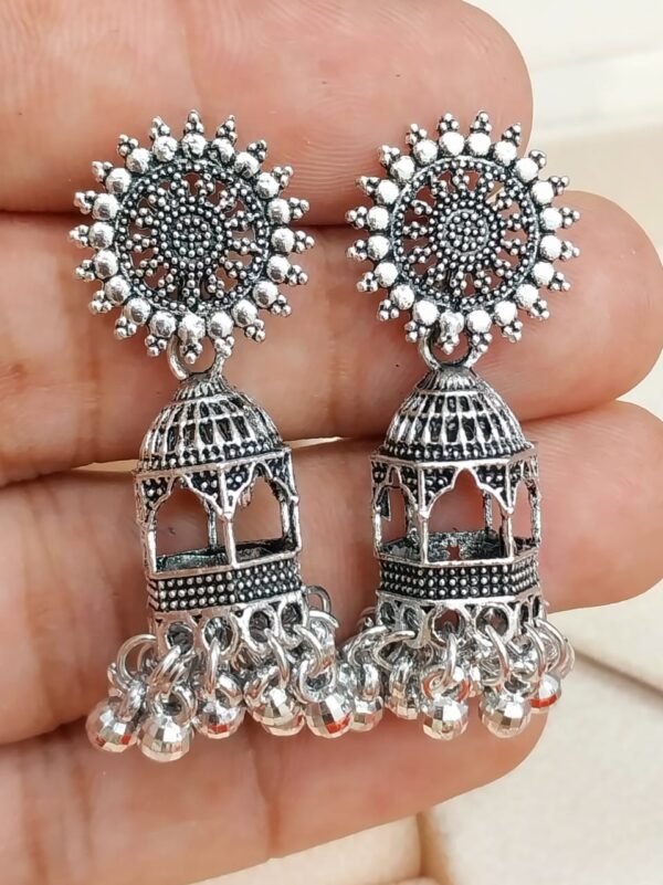 cd silver jhumka